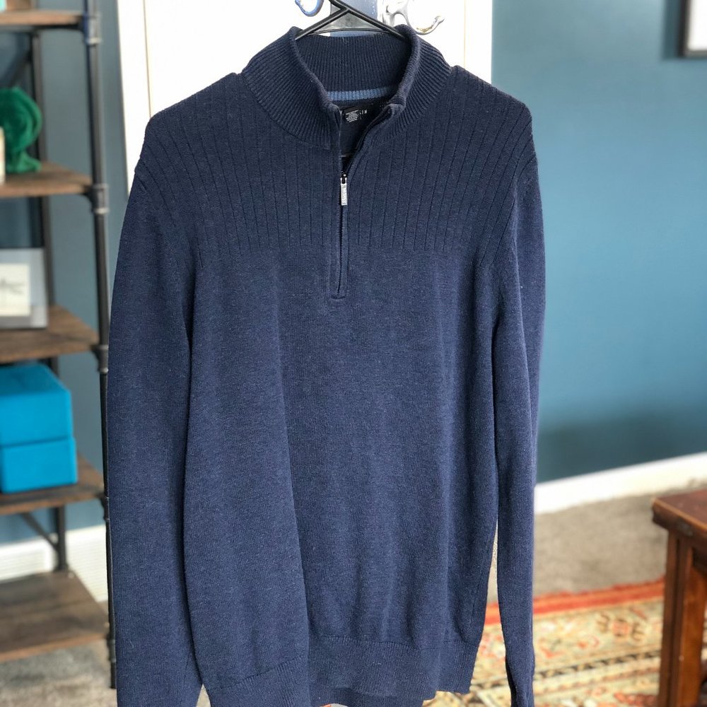 Van Heusen 1/4 Zip Sweater (Men's Medium)